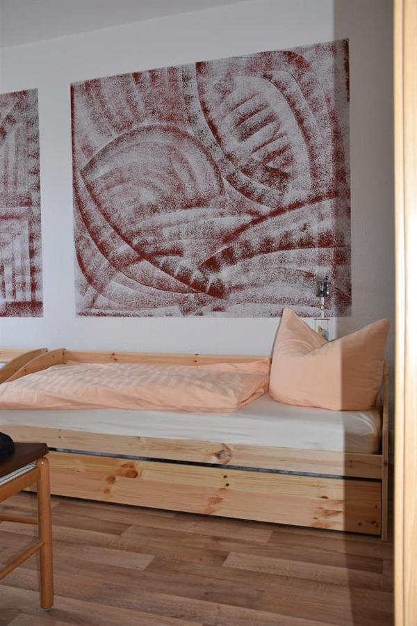 Gaestewohnung Neustaedter Strasse 35 ทาเลอ ภายนอก รูปภาพ
