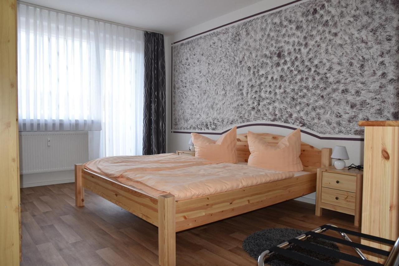 Gaestewohnung Neustaedter Strasse 35 ทาเลอ ภายนอก รูปภาพ